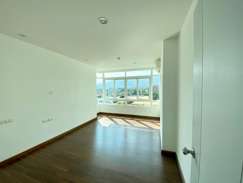 FOR SALE – 2 Bedroom Condo in The Unique @ Nimman 2, Chiang Mai 10