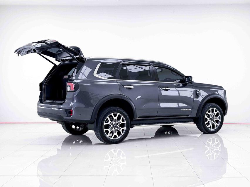 FORD EVEREST 2.0 TURBO TITANIUM PLUS 4WD ปี2023 สีเทา รูปที่ 6