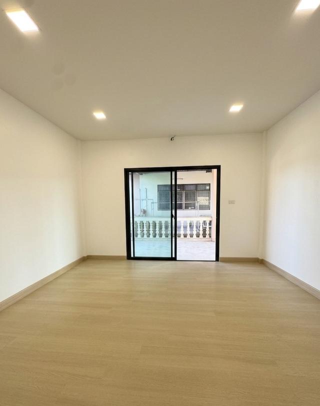 ขายทาวน์เฮาส์2ชั้น หมู่บ้านจงสุข วงศ์สว่าง19 9