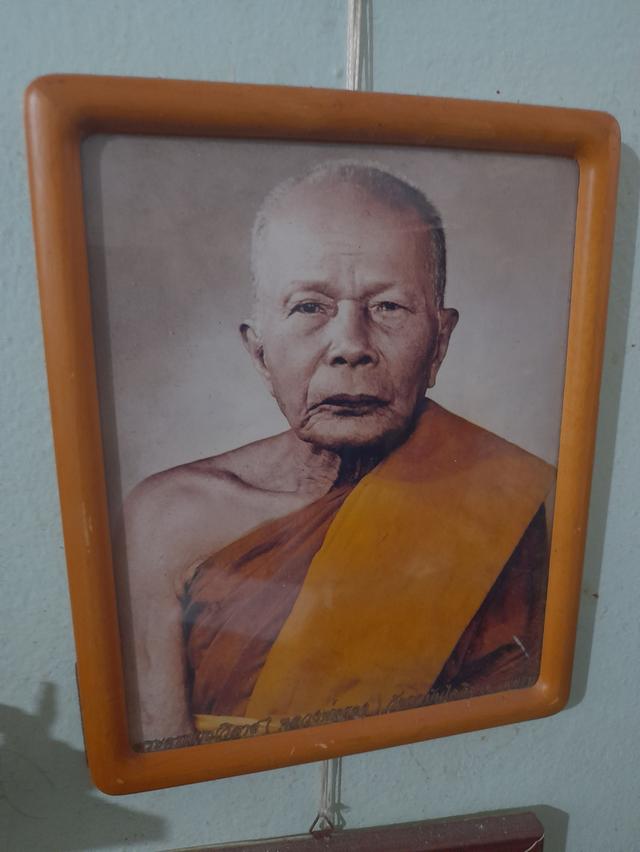 รูปภาพพระพร้อมกรอบและผ้ายัย รูปที่ 14