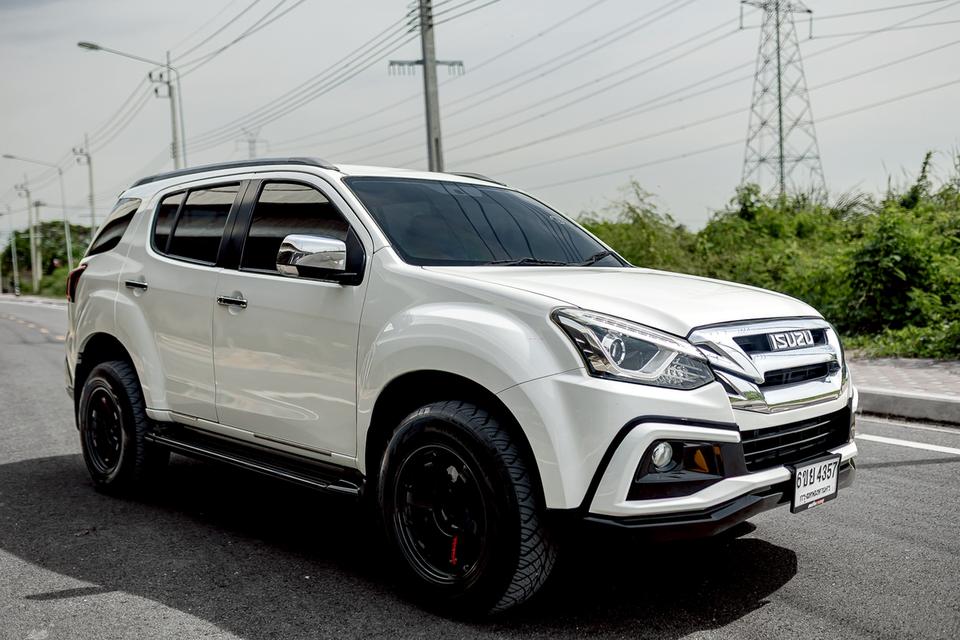 Isuzu MU-X 3.0DvD ปี14