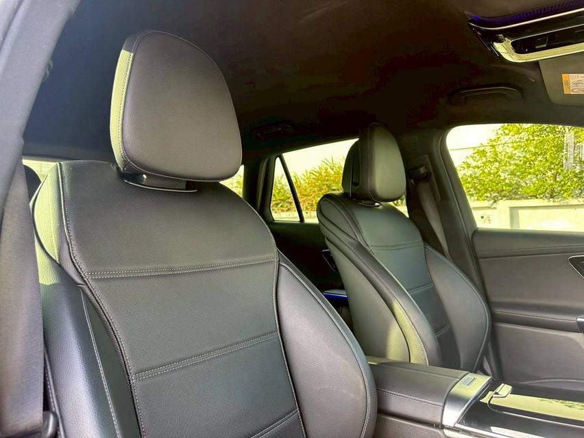 Mercedes-Benz GLC220d 4MATIC Avantgarde (W254) ปี 2023 จด 2024 9