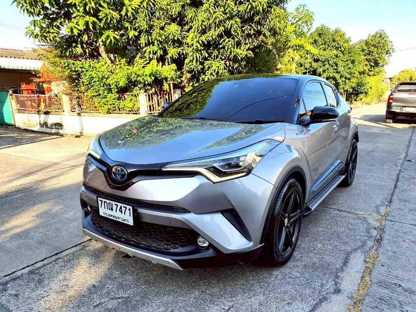 #TOYOTA C-HR 1.8 HYBRID HIGH ปี 2018 สีเทา-ดำ เกียร์ AT #รถมือเดียว #มีประกันภัยชั้น1 #รถเข้าศูนย์ตลอด 🌟 ราคา 449,000 บาท 🌟 เครดิตดีฟรีดา รูปย่อยที่ 4