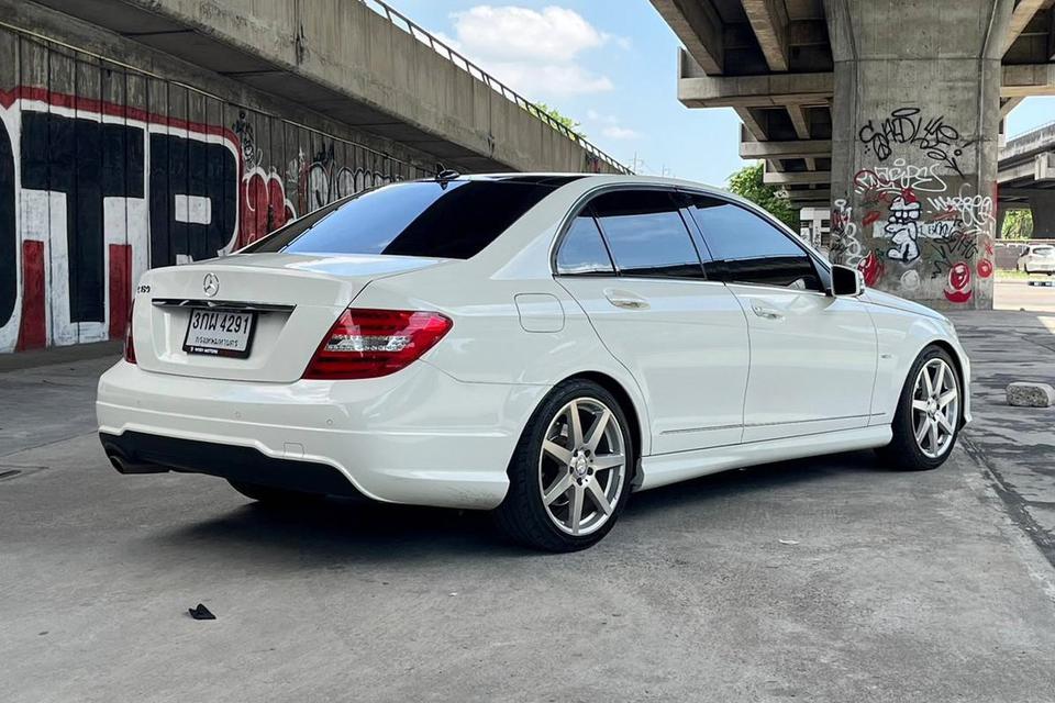 Mercedes-Benz C180 CGI Saloon W204 AT 2012 2