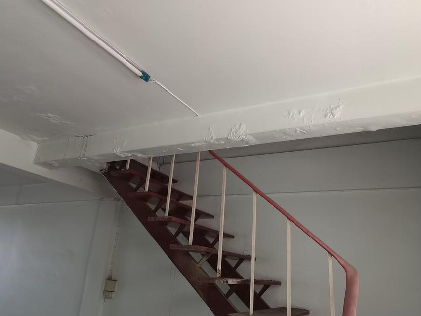 ขายอาคารพาณิชย์ 3.5 ชั้น ริม ถ.เพชรเกษมขาขึ้น ใกล้ตัวเมืองเพชรบุรี 6