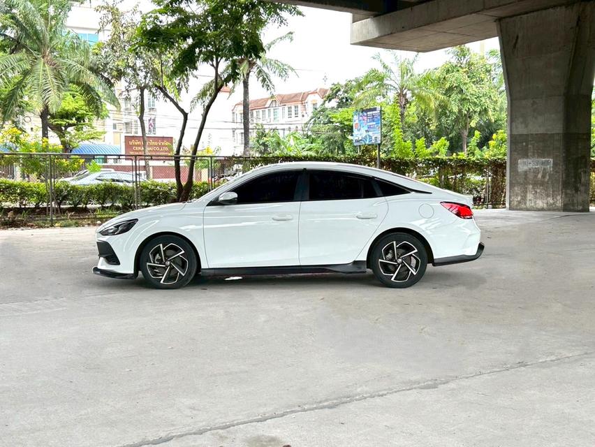 ขายรถ MG5 1.5X Sunroof NEW ปี 2022 สีขาว เกียร์ออโต้ 7