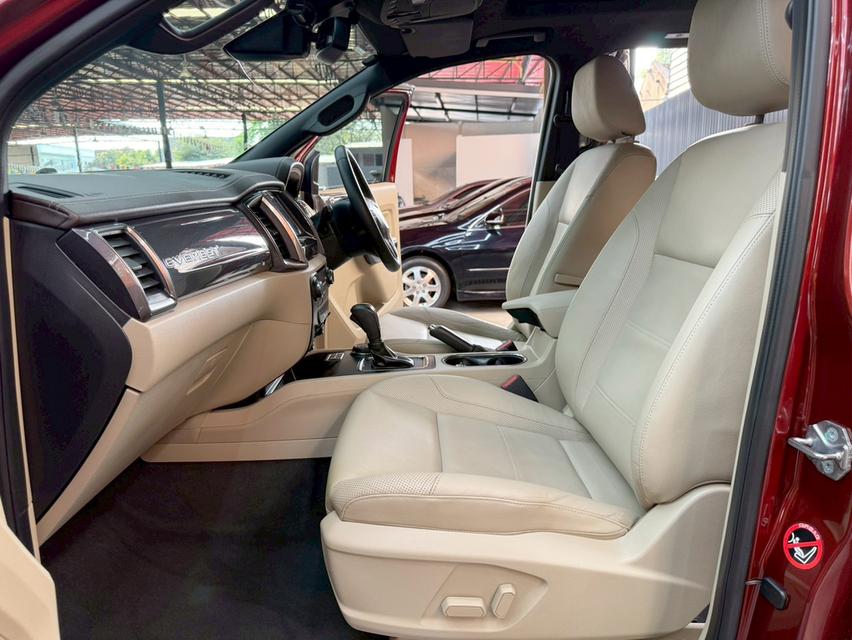 FORD EVEREST 3.2 Titanium+ 4WD ปี2017 รูปที่ 8