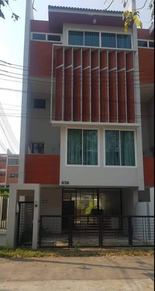 ขายทาวน์โฮมใหม่ 4 ชั้น ทำเลทองใจกลางเมือง ระยอง