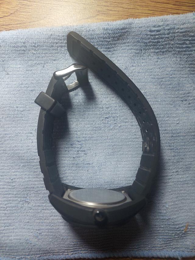 นาฬิกา Adidas แท้ออกช้อปญี่ปุ่น ใช้น้อย รูปที่ 2