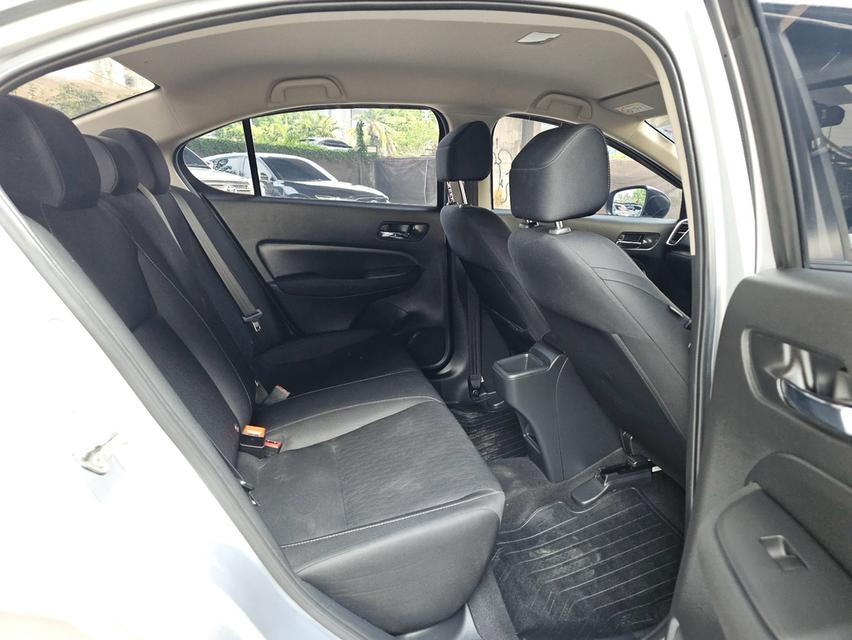 Honda City 1.0V ฮอนด้า ซิตี้ 1.0วี 8