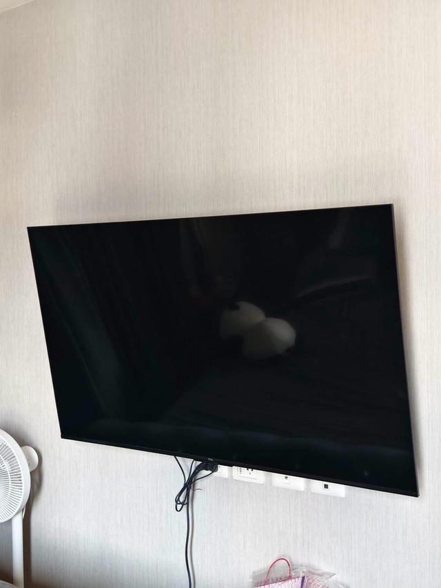 TV 55" QLED 4K ปี 2025พร้อมตังติดผนัง