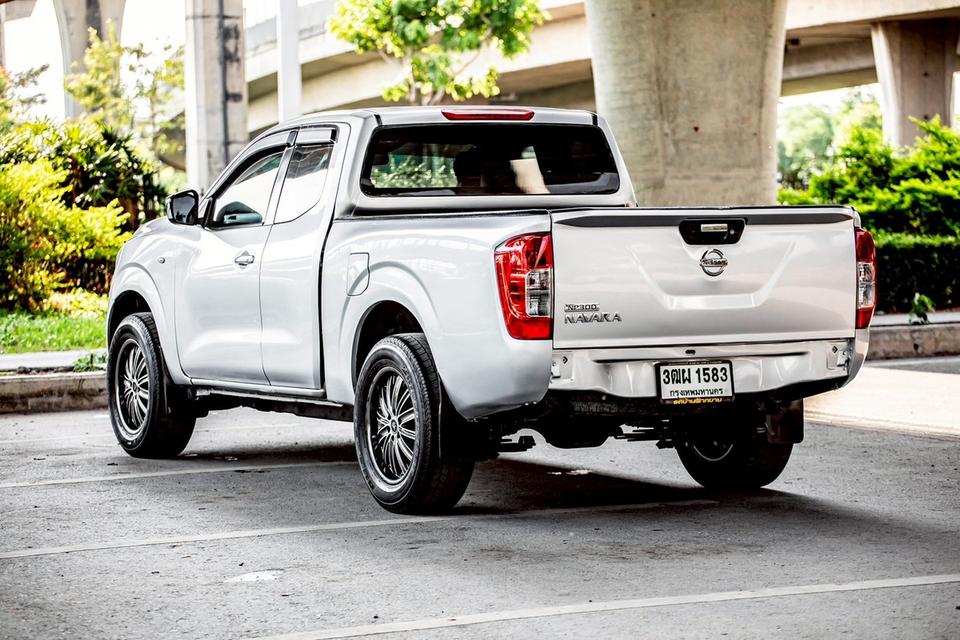 NISSAN NAVARA NP300 2.5 CALIBRE KING CAB ปี 2015 สีเทา 8