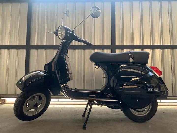 มอเตอร์ไซค์สภาพนางฟ้า Vespa PX 125 3