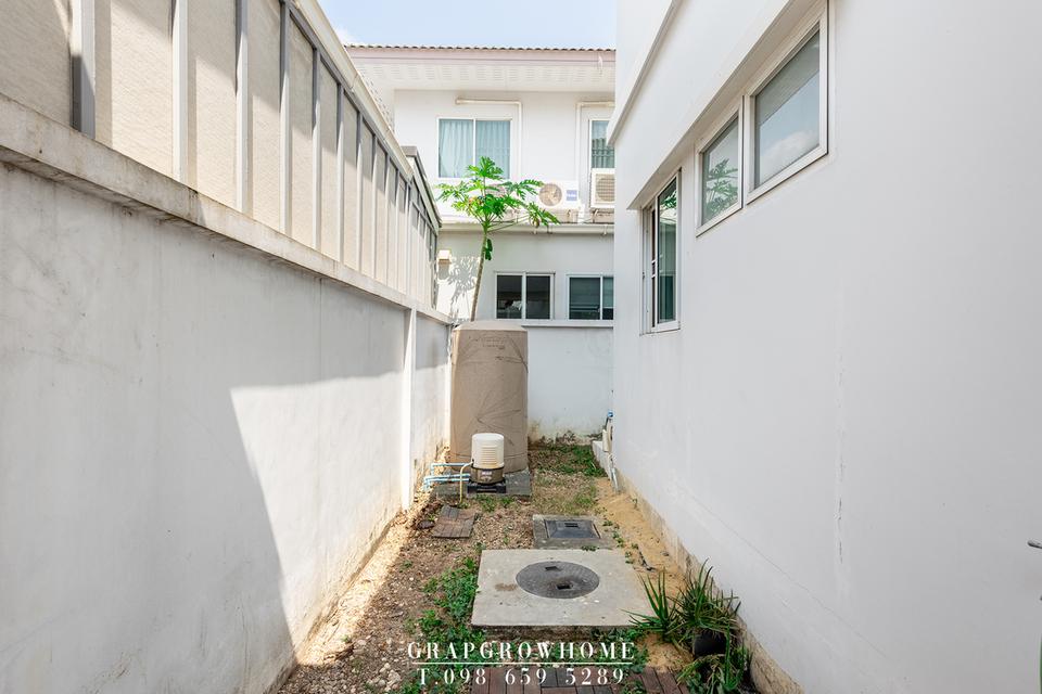 ขายบ้านแฝดสไตล์บ้านเดี่ยว กรูฟ วิลล์ บางนา เงียบสงบ เป็นส่วนตัว พร้อมอยู่ ใกล้เมกะบางนา เพียง 5 นาที ทำเลดี เดินทางสะดวก 18