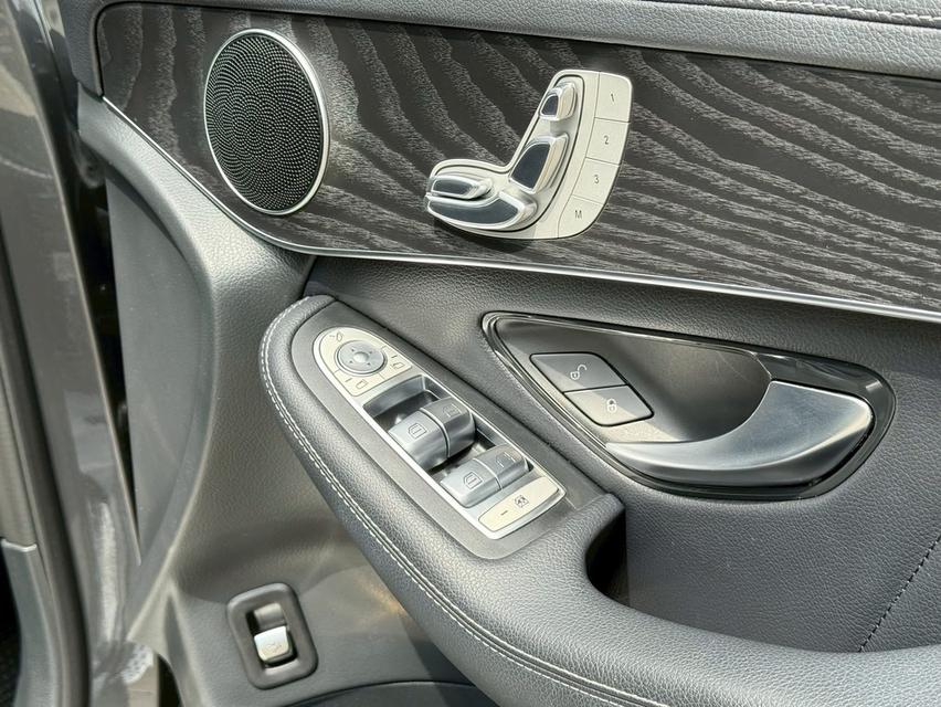 รหัสรถ PJP8364 📌 2022 MERCEDES-BENZ GLC 220d AMG Dynamic 8