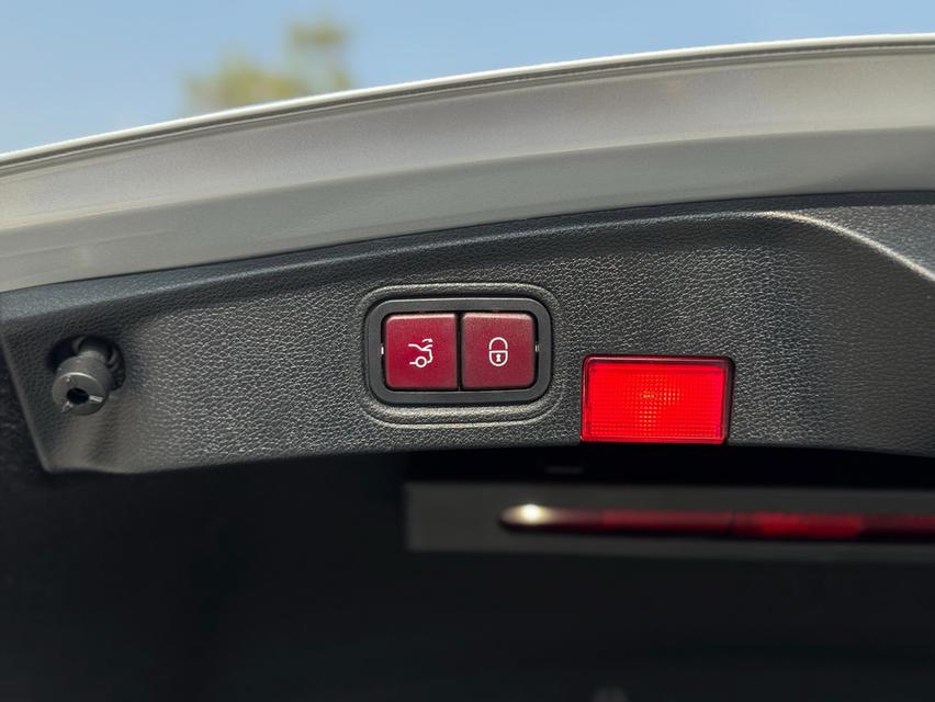 Mercedes Benz C200 AMG Coupeปี 2019 ไมล์ 75,xxx km รูปที่ 12