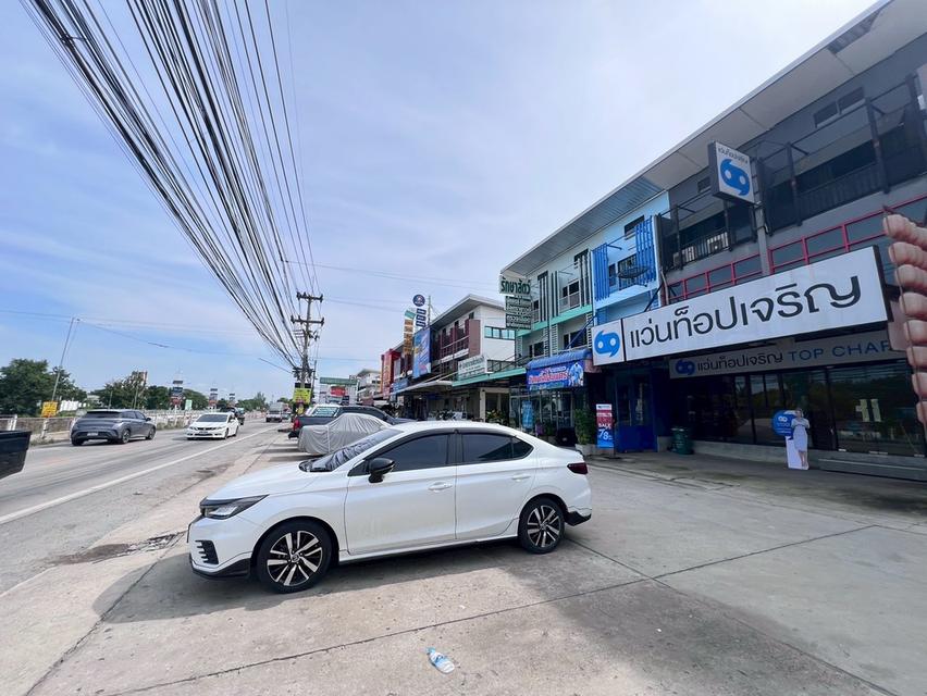 ขายตึกอาคารพาณิชย์ 3 ชั้น ( 2 คูหาติดกัน ) ตลาดคลองสี่เมืองใหม่ คลองหลวง 3