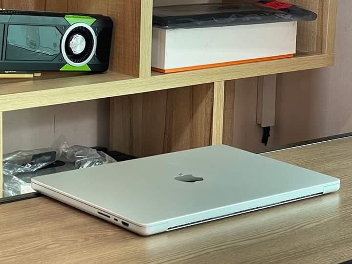 Macbook Pro  มือ,2 แท้ 2