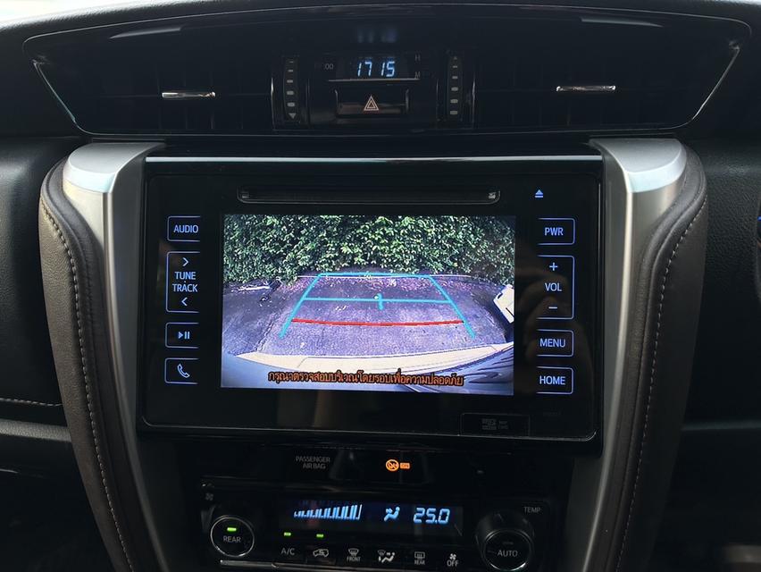 TOYOTA FORTUNER 2.4 V 2WD ปี 2016 11