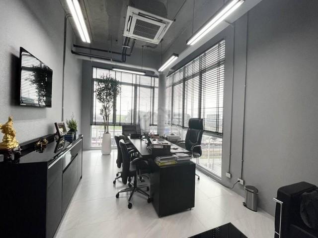 ให้เช่าอาคารสำนักงาน 3 ชั้นพร้อมเฟอร์นิเจอร์ โกดัง 1,200 ตร.ม. พร้อมเครน 5 ตัน ติดถนนเลียบวงแหวนลำลูกกา คลอง 5 7