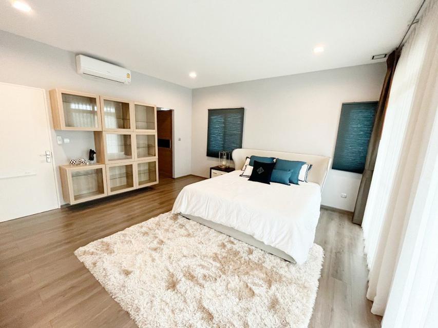 รูป ให้เช่า บ้านเดี่ยว มัณฑนา 2 บางนา กม.7 81 ตร.วา 4 นอน 4 น้ำ เฟอร์นิเจอร์และเครื่องใช้ไฟฟ้าครบ ใกล้ Mega บางนา 6