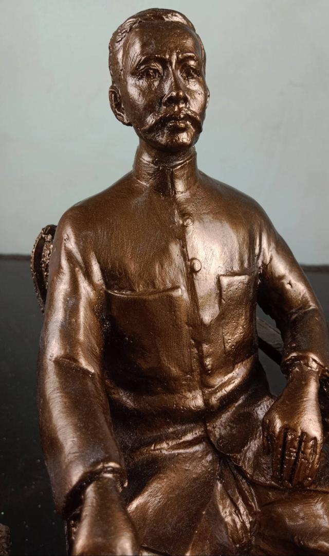 778.พระบรมรูปหล่อพลเรือเอก พระเจ้าบรมวงศ์เธอ พระองค์เจ้าอาภากรเกียรติวงศ์ กรมหลวงชุมพรเขตอุดมศักดิ์ (หมอพร) รูปที่ 11