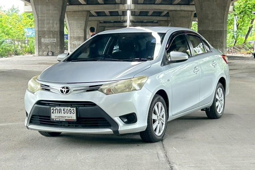 🚗 2013 Toyota VIOS 1.5 E AT