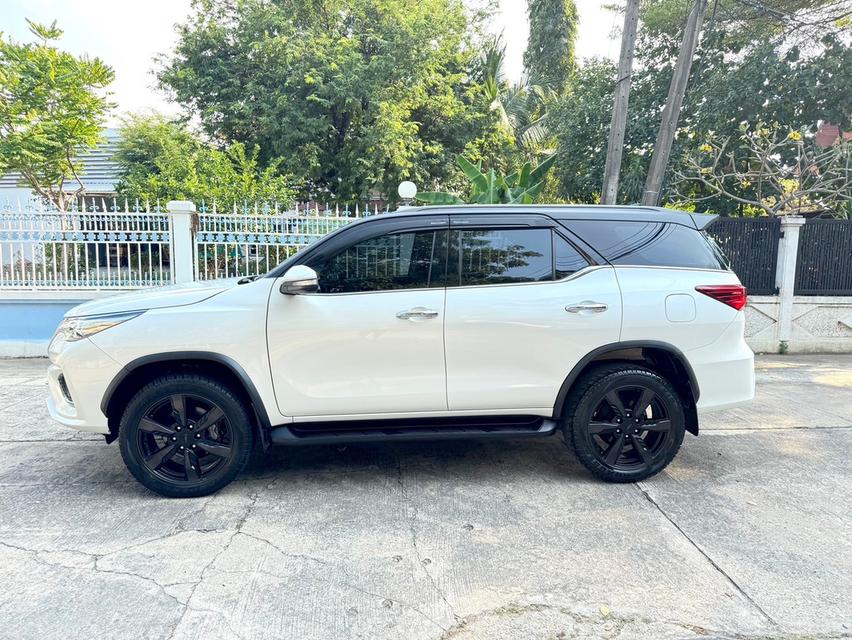 Toyota Fortuner 2.8 TRD  2wd   AT  ปี 2016 ไมล์ 93,000 กม. ราคา 849,000 บาท 15