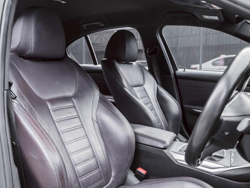 รหัสรถ 67GG9614 #BMW #320d #MSport 2021 ท็อปสุด ดีเซล 14