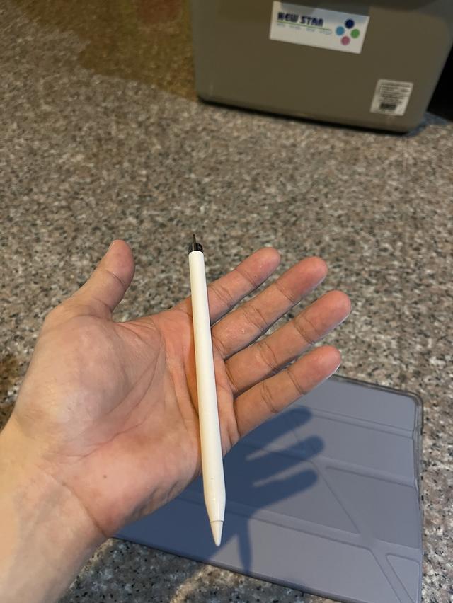 ขายApple Pencil ของแท้สภาพสวยๆใช้งานดีทุกๆฟังชั่นถูกมากก