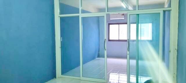 เซ็นทรัล พระราม 3 2.2 กม.ให้เช่าตึกแถว 3 ชั้น+ดาดฟ้า 21 ตร.วา. จันทน์19-27 BTS เซนต์หลุยส์ 1.7 กม.สภาพดี 3 นอน 3 น้ำ 3