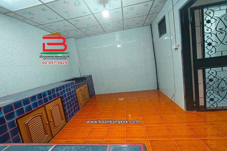 ทาวน์เฮาส์ เนื้อที่ 18 ตร.ว. หมู่บ้านบัวแก้ว สามโคก ซอยรุ่งทรัพย์ (วัดบัวแก้ววราราม) ถนนปทุมธานี-ศูนย์ศิลปาชีพบางไทร ตำบลบ้านปทุม อำเภอสามโคก ปทุมธานี 8