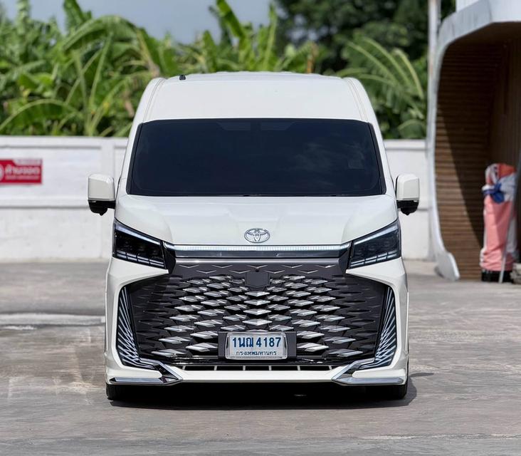 🔥 TOYOTA COMMUTER 2.8 AT EURO 5 ปี 2024 🔥 VIP FULL OPTION ชุดแต่งเต็มคัน พร้อมใช้งาน รูปย่อยที่ 2