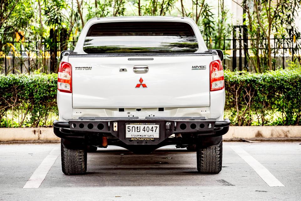 MITSUBISHI TRITON 2.4 MIVEC PLUS DOUBLE CAB 4x4 Auto ปี 2016 สีขาว รถสวยสภาพดี 6