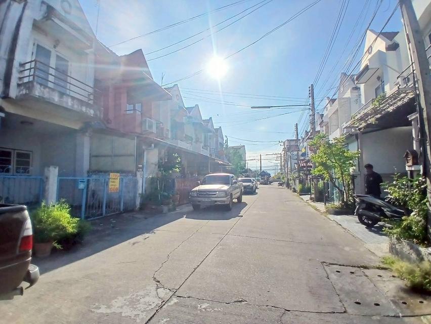 ขายบ้าน 2 ชั้น หมู่บ้านสราญธร คลอง4 ถนนพระองค์เจ้าสาย 3