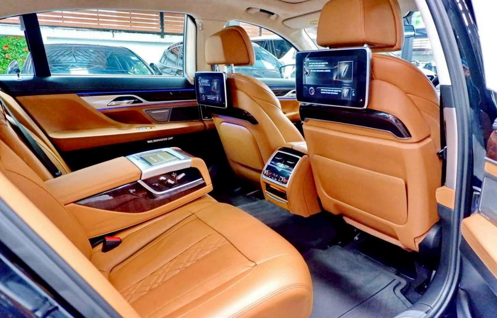 BMW 740Le xDrive Pure Excellence (G12) ปี 2017 10