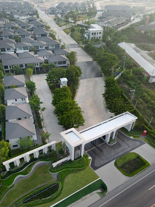 Regent 160 Sqm. บ้านเดี่ยว 2 ชั้น ขนาด 3 ห้องนอน 3 ห้องน้ำ 2 ที่จอดรถ 12