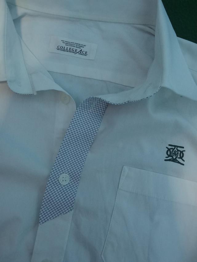 เสื้อเชิ้ตสีขาวแบรนด์ญี่ปุ่น College Ace 2
