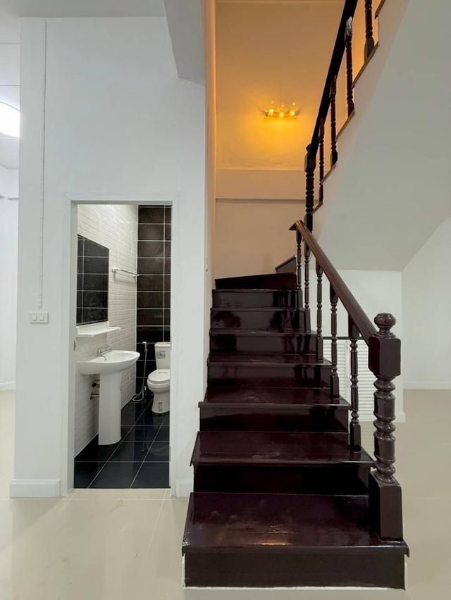 หมู่บ้านนนท์ทิวาการ์เด้น 12