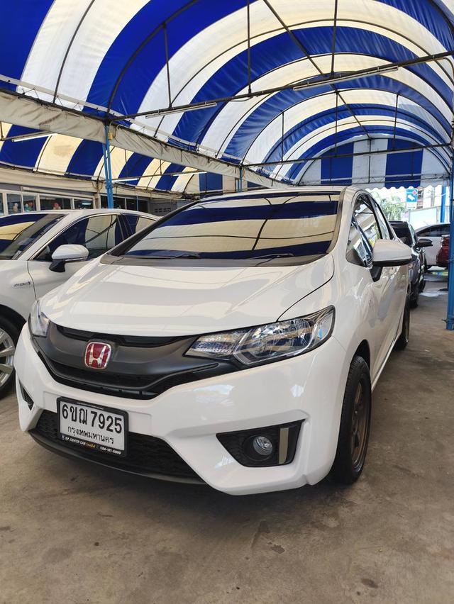 Honda Jazz 1.5S i-VTEC เบนซิน เกียร์ธรรมดา ปี2015