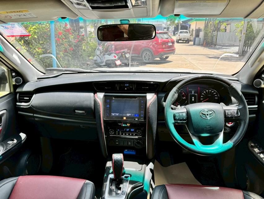 Toyota Fortuner 2.8TRD 4wd ปี18 12
