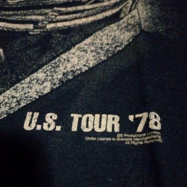 เสื้อยืดแขนสั้น แนววงดนตรีเฮฟวี่เมทัลจากอังกฤษ Black Sabbath แท้ มือสอง สภาพดี ของพร้อมส่งครับ รูปย่อยที่ 3