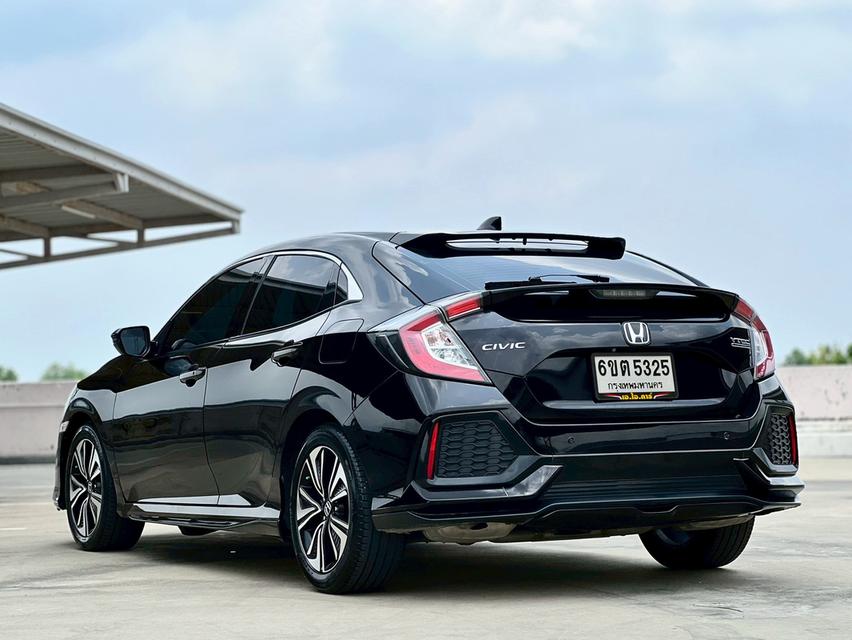 HONDA CIVIC 1.5 TURBO HATCHBACK 4