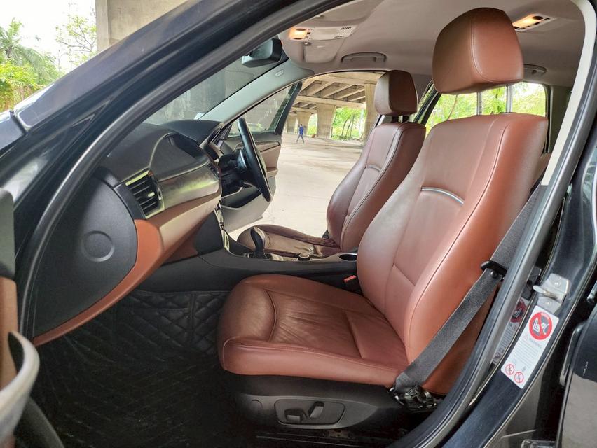 ขายรถ BMW X1 2.0 sDrive20d xLine ปี 2013 สีดำ เกียร์ออโต้ 11