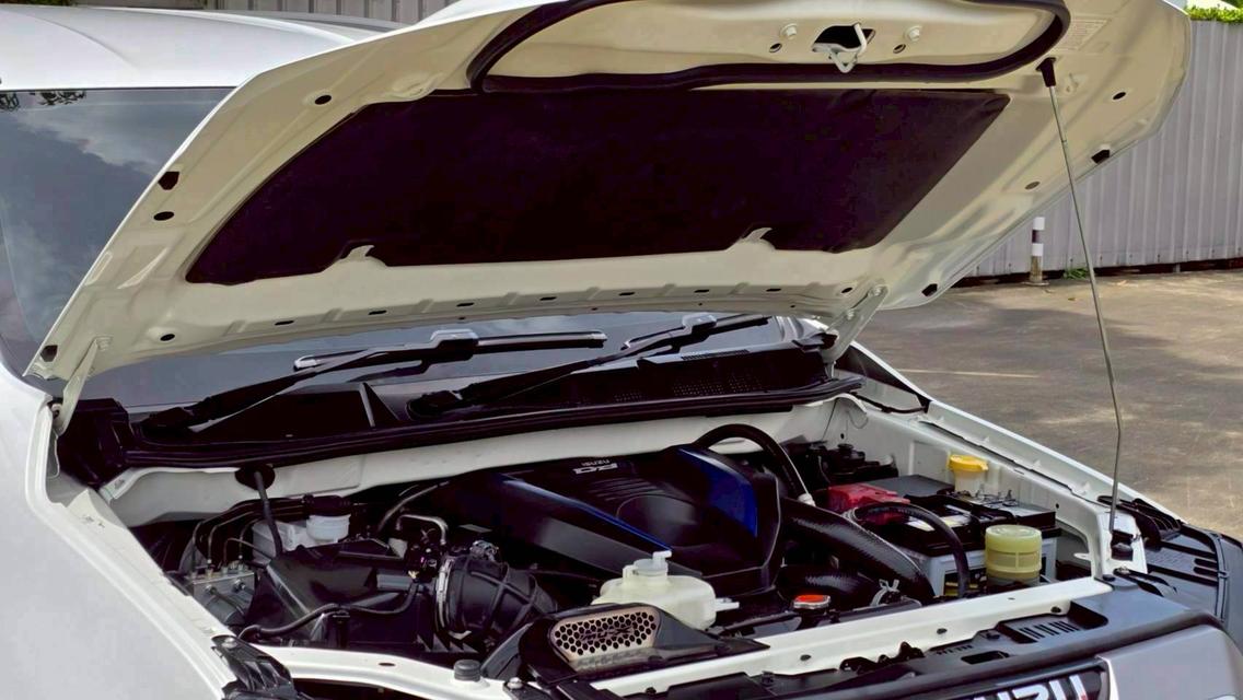 ISUZU MU-X, 3.0 ULTIMATE 4WD ปี 2020 โฉม ปี20-ปัจจุบัน 11