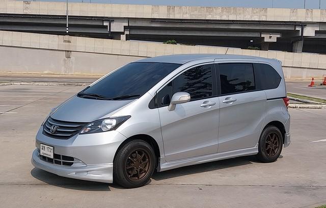 Honda Freed 1.5 Se  AUTO ปี 2012 รถสวยพร้อมใช้ *ฟรีดาวน์* T.086-527-9533