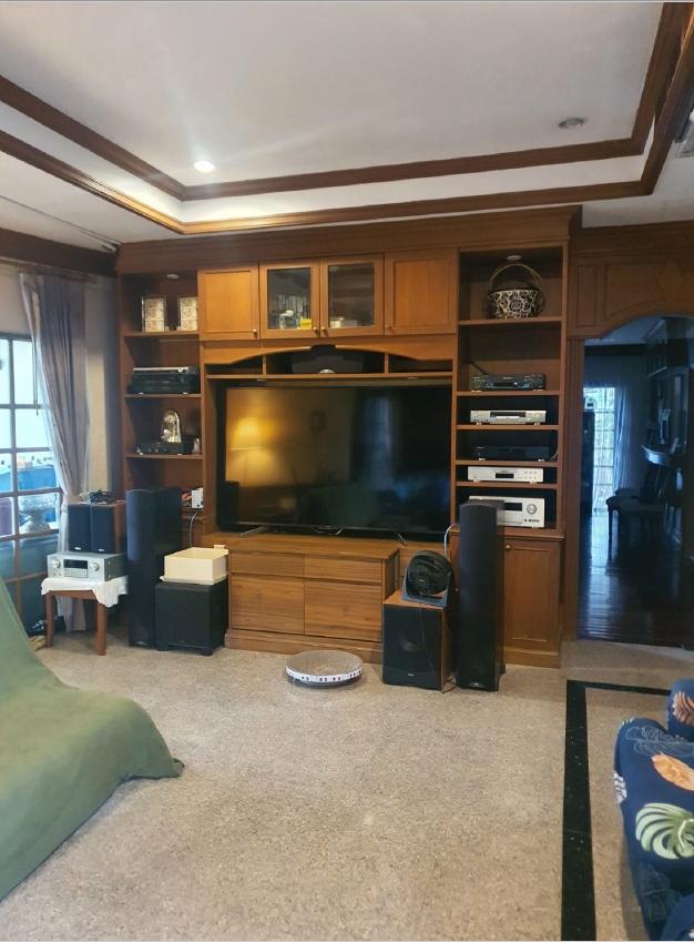 ที่ดินโรงงานและบ้านผู้บริหารหรู โรงงานพร้อมใบอนุญาต บ้านพักคนงาน โรงอาหาร ที่จอดรถ ป้อมยาม เนื้อที่ 9 ไร่  นครหลวง อยุธยา 35 ล้าน จาก 45 ล้าน 10