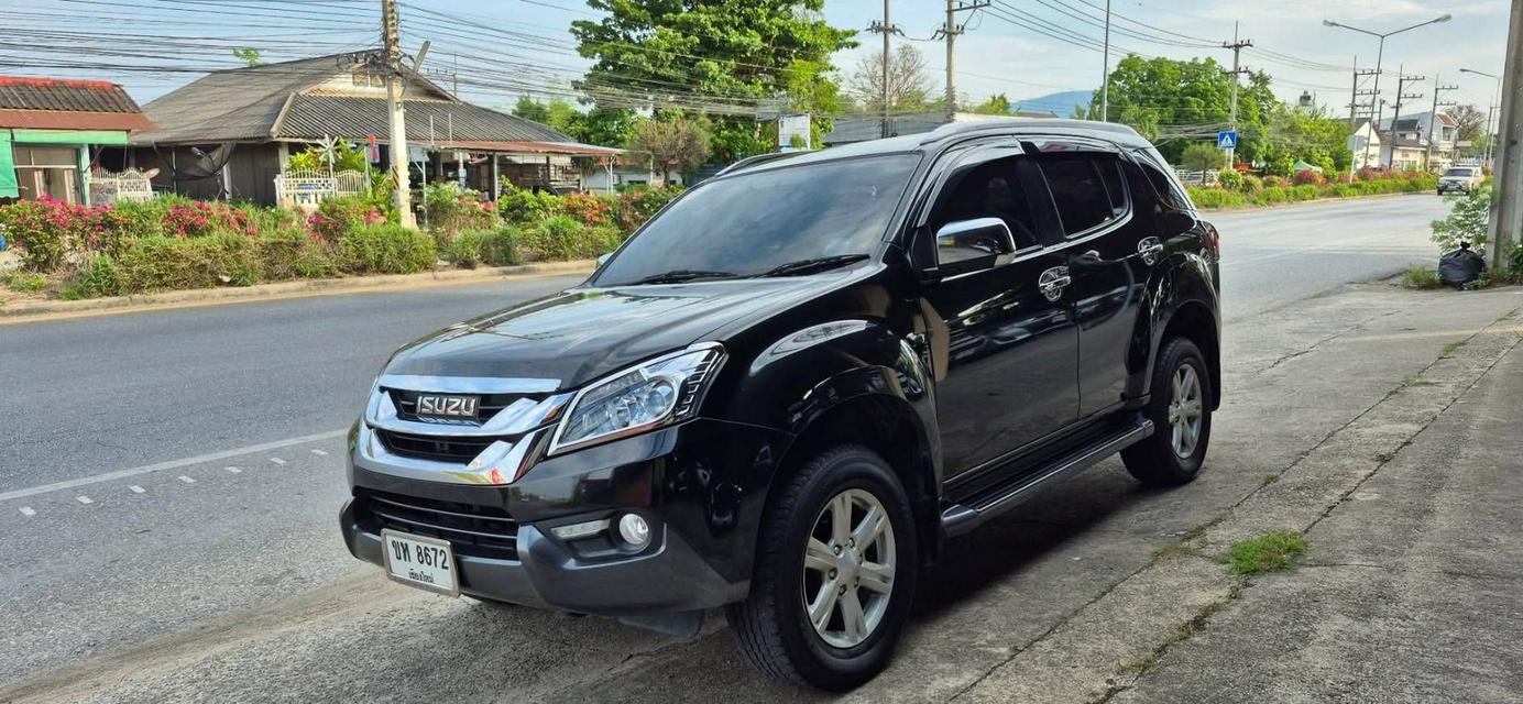 ช้าหมดอดแน่นอน! ‼️ MU-X 3.0 ตัวท็อป ขับ 4 (4x4) ปี 2015 ไมล์แสนต้นแท้ สภาพเนียนกริ๊บ หาอยู่รีบเลยครับ รูปย่อยที่ 4
