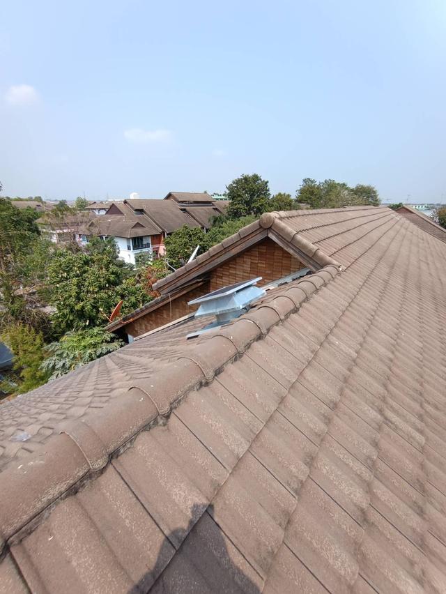 พัดลมระบายติดบนหลังคา