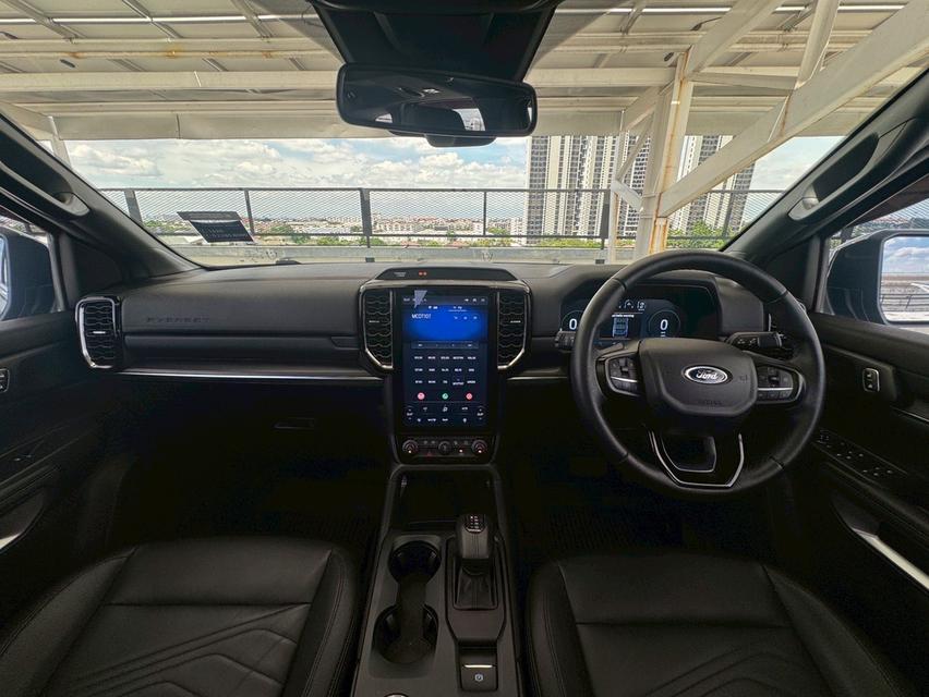 Ford Everest 2.0 Bi-Turbo Titanium + 10AT 4x4 ปี 2023 13